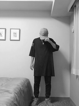 「DRKSHDW by RICK OWENS（ダークシャドウ バイ リックオウエンス）のアイテム（Tシャツ/カットソー）」を使った、Ｄさん（メンズ・168cm）の夏コーディネート