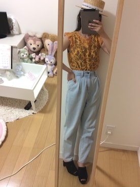 「GU（ジーユー）のアイテム（デニムパンツ、ブルー系）」を使った、いぐつさん（レディース・155cm）の秋コーディネート