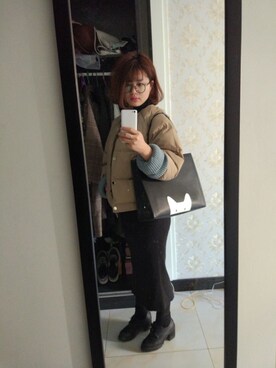 「通勤穿搭」｜「アイテム（トートバッグ）」を使った、小蚂蚁さん（レディース・161cm）の秋コーディネート