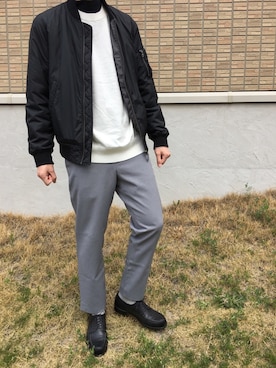 「春ニット」｜「アイテム（MA-1）」を使った、ふじさん（メンズ・180cm）の春コーディネート