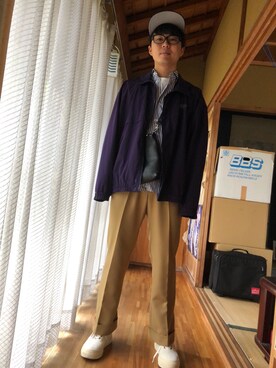 「NEONSIGN（ネオンサイン）のアイテム（帽子）」を使った、24さん（メンズ・170cm）の春コーディネート