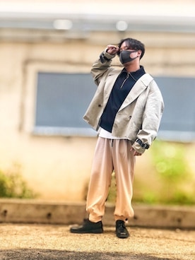 「shiki tokyo（シキトウキョウ）のOVERSIZED SHORT TRENCH BLOUSON / オーバーサイズショートトレンチブルゾン（ブルゾン）」を使った、小倉祐樹さん（メンズ・165cm）の秋コーディネート