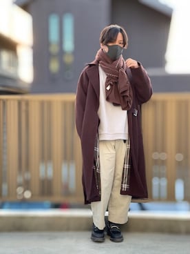 「shiki tokyo（シキトウキョウ）のアイテム（トレンチコート）」を使った、小倉祐樹さん（メンズ・165cm）の冬コーディネート
