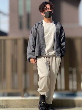 「shiki tokyo（シキトウキョウ）のアイテム（スウェット）」を使った、小倉祐樹さん（メンズ・165cm）の春コーディネート