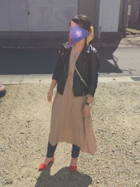 「ドットワンピ」｜「アイテム（アナログ腕時計）」を使った、はなさん（レディース・160cm）の春コーディネート