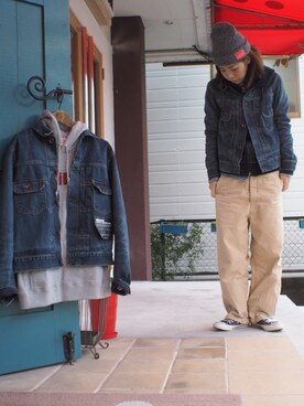 「OMNIGOD（オムニゴッド）のアイテム（デニムジャケット）」を使った、clever elephantさん（レディース・153cm）の冬コーディネート