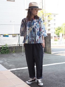 「prit（プリット）のアイテム（パンツ）」を使った、clever elephantさん（レディース・153cm）の春コーディネート