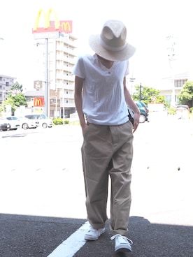 「note et silence （ノートエシロンス）のアイテム（チノパンツ）」を使った、clever elephantさん（レディース・153cm）の春コーディネート