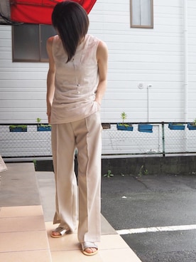「リラックスパンツ」｜「アイテム（スラックス）」を使った、clever elephantさん（レディース・153cm）の夏コーディネート