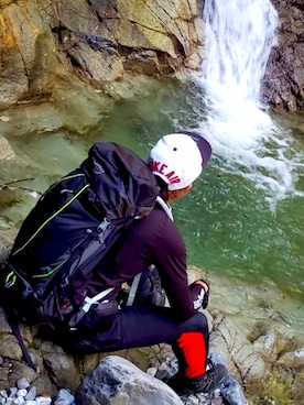 「OSPREY（オスプレー）のアイテム」を使った、to__ru__さん（メンズ・172cm）の秋コーディネート