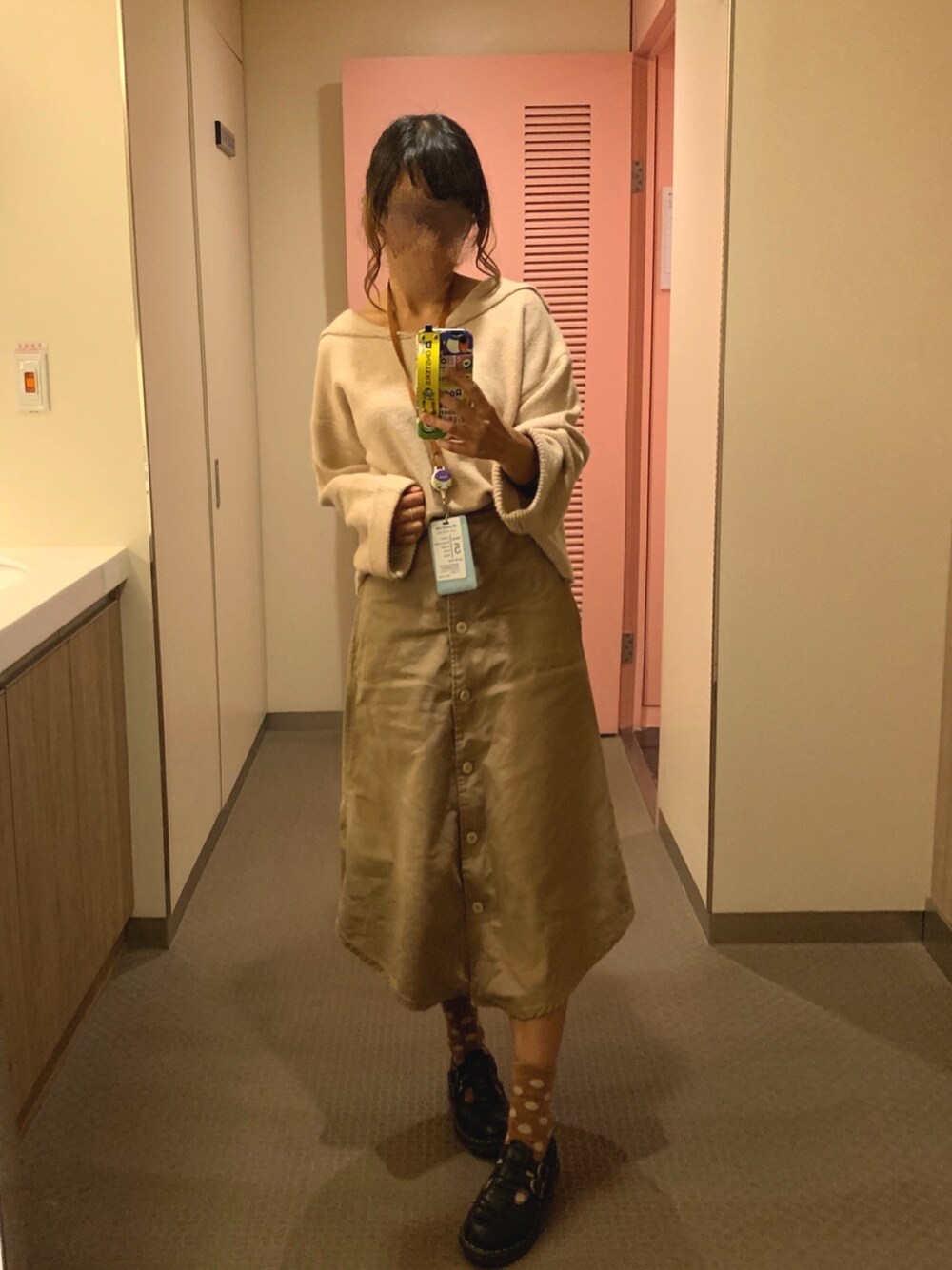 「ootd、冬コーデ」｜「MAJESTIC LEGONのセーラーカラーニット（ニット/セーター、ピンク系）」を使った、EVAN🙈さん（レディース・158cm）の秋コーディネートの1枚目の写真