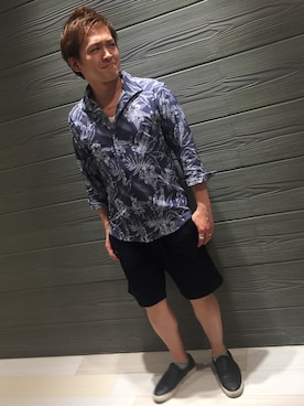 スリッポンを使った 七分袖シャツ のメンズ人気ファッションコーディネート Wear