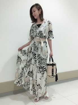 「PINKY&DIANNE（ピンキーアンドダイアン）のアイテム（ワンピース）」を使った、PINKY&DIANNEさん（レディース・165cm）の夏コーディネート