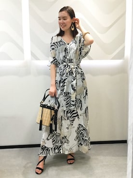 「PINKY&DIANNE（ピンキーアンドダイアン）のアイテム（ワンピース）」を使った、PINKY&DIANNEさん（レディース・169cm）の夏コーディネート