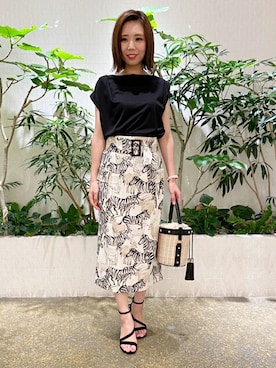 「PINKY&DIANNE（ピンキーアンドダイアン）のアイテム（Tシャツ/カットソー）」を使った、PINKY&DIANNEさん（レディース・160cm）の夏コーディネート