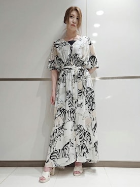 「PINKY&DIANNE（ピンキーアンドダイアン）のアイテム（ワンピース）」を使った、PINKY&DIANNEさん（レディース・167cm）の夏コーディネート