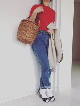 「ZARA（ザラ）のアイテム（デニムパンツ、ブルー系）」を使った、Nanami さん（レディース・161cm）の冬コーディネート