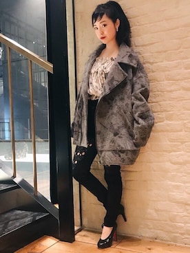 「柄シャツ」｜「アイテム（ムートンコート）」を使った、sugiyama.sさん（レディース・157cm）の秋コーディネート