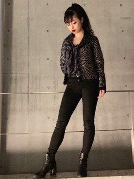「アイテム（ライダースジャケット、シルバー系）」を使った、sugiyama.sさん（レディース・157cm）の冬コーディネート