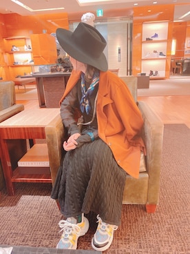 「LouisVuitton」｜「アイテム（ダウンジャケット/コート）」を使った、しんしんさん（レディース・162cm）の秋コーディネート