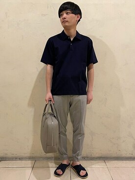 ポロシャツを使った グレーパンツ のメンズ人気ファッションコーディネート Wear