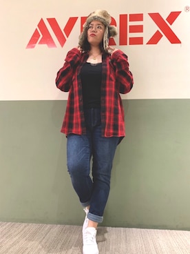 「赤チェック」｜「アイテム（キャップ）」を使った、misiaさん（レディース・165cm）の秋コーディネート