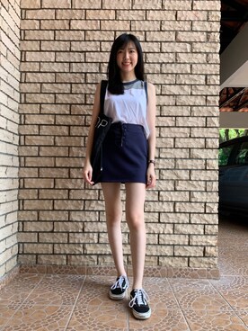 Eva Chiam is wearing FOREVER 21