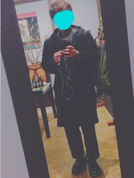「バンダナ」｜「アイテム（ダッフルコート）」を使った、右上さん（メンズ・178cm）の冬コーディネート