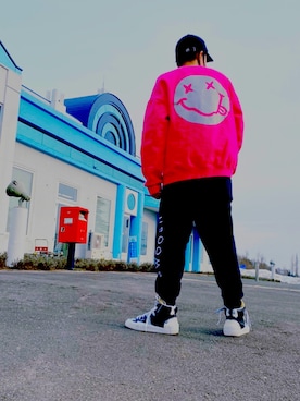 「ニコちゃん」｜「アイテム（スウェットパンツ）」を使った、たらおさん（メンズ・171cm）の春コーディネート