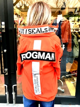 「アイテム（ミリタリージャケット、オレンジ系）」を使った、minagawaさん（レディース・150cm）の冬コーディネート