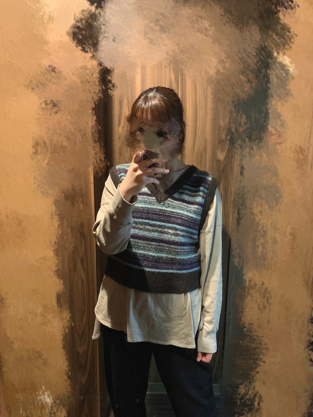 「ベスト、outfit、ootd」｜「niko and...の【小松菜奈さん着用アイテム】洗える2WAYショートニットベスト（ベスト、その他）」を使った、meさん（レディース・162cm）の冬コーディネートの1枚目の写真