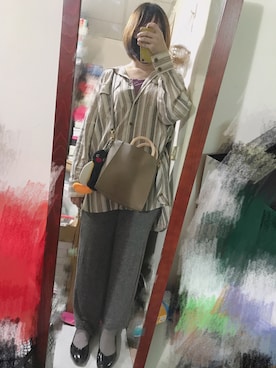 「OZOC（オゾック）のアイテム（シャツ/ブラウス）」を使った、rindaさん（レディース・165cm）の春コーディネート