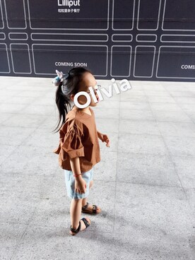 「petit main（プティマイン）のバックツイストトップス（シャツ/ブラウス、イエロー系）」を使った、oliviaさん（キッズ・120cm）の夏コーディネート