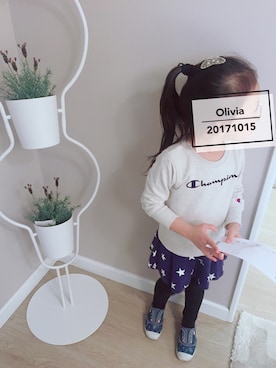 「Champion（チャンピオン）の【WEB限定】【160cmまで】Champion 裏毛ドッキングワンピース（ワンピース、ベージュ系）」を使った、oliviaさん（キッズ・120cm）の秋コーディネート