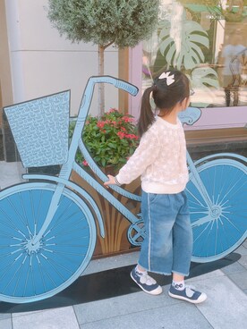 「allolun.（オールオルン）のレーストレーナー（スウェット、ホワイト系）」を使った、oliviaさん（キッズ・120cm）の秋コーディネート