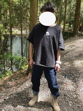 「ADRER（アドラー）のバラシシュウビッグTシャツ（Tシャツ/カットソー、ブラック系）」を使った、むねりんさん（メンズ・165cm）の春コーディネート