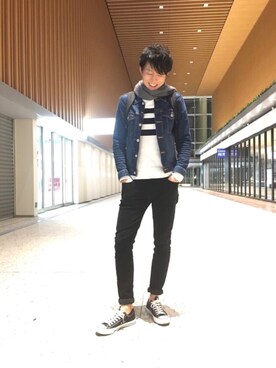 「黒リュック」｜「アイテム（デニムジャケット）」を使った、icchoさん（メンズ・177cm）の冬コーディネート