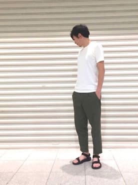 「カーキパンツ」｜icchoさん（メンズ・177cm）の夏コーディネート