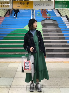 「丹寧」｜「アイテム（ジャケット/アウター）」を使った、Weiさん（レディース・164cm）の春コーディネート