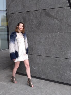 「Chaser（チェイサー）のアイテム」を使った、Anastasia Slavkovicさん（レディース・175cm）の冬コーディネート