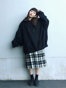 「アイテム（ピアス（両耳用））」を使った、mekkoさん（レディース・158cm・20代）の秋コーディネート