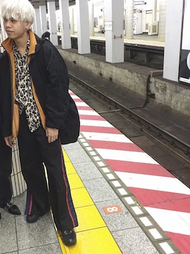 「Dulcamara（ドゥルカマラ）のアイテム（トートバッグ、ブラック系）」を使った、エイチさん（メンズ・175cm）の冬コーディネート