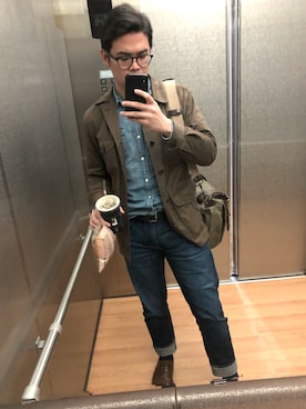 「The AnthologyのSafari Jacket（テーラードジャケット、グリーン系）」を使った、Kirk Changさん（メンズ・174cm）の秋コーディネート
