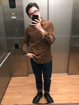 「UNIQLO（ユニクロ）のアイテム（シャツ/ブラウス、ブラウン系）」を使った、Kirk Changさん（メンズ・174cm）の冬コーディネート