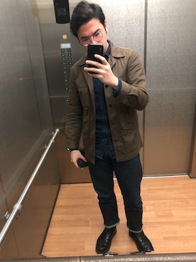 「blue」｜「アイテム（アナログ腕時計）」を使った、Kirk Changさん（メンズ・174cm）の春コーディネート