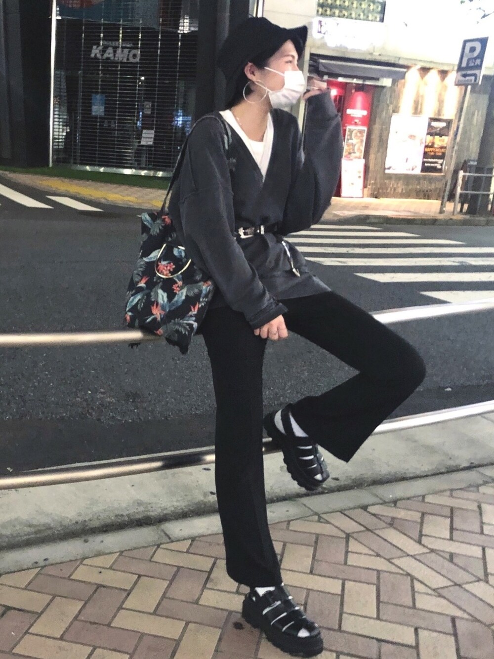 「ジーナシス、ページボーイ、へザー、ウィゴー(WEGO)」｜「JEANASISのアイテム（トップス、グレー系）」を使った、R!-ちゃんさん（レディース・165cm）の秋コーディネートの1枚目の写真