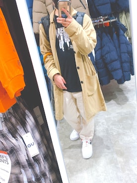 「Confirm（コンファーム）のアイテム（トレンチコート）」を使った、yoshi.さん（メンズ・173cm）の秋コーディネート