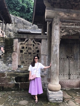 「アイテム（デニムスカート、パープル系）」を使った、融漫星さん（レディース・168cm）の夏コーディネート