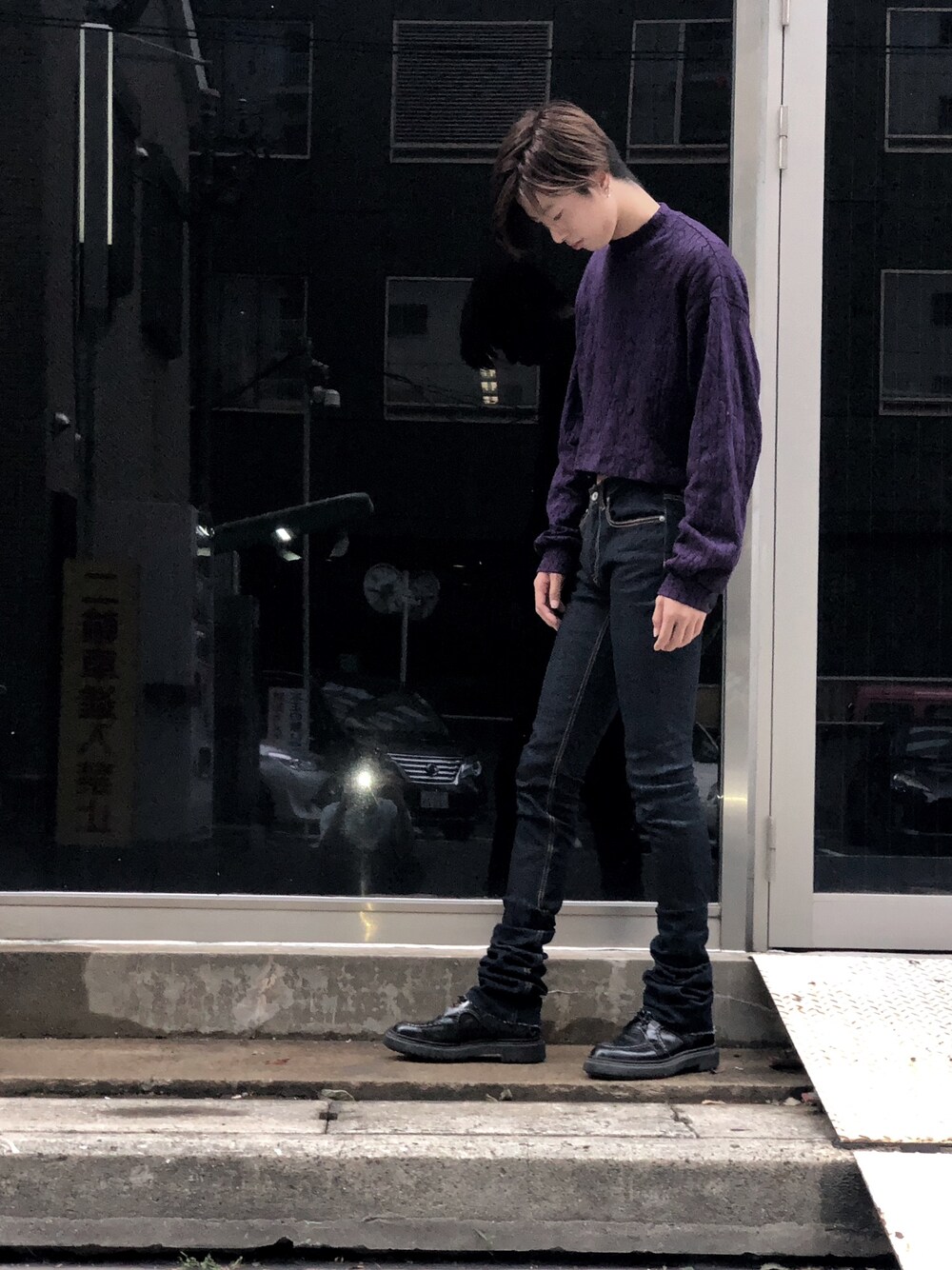 「ootd、mood、SHAREEF、AW」｜「SHAREEFのアイテム（スウェット、パープル系）」を使った、ゆうすけさん（メンズ・185cm）の秋コーディネートの1枚目の写真