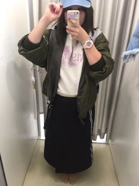 「AS KNOW AS PINKY（アズノゥアズピンキー）のアイテム（MA-1）」を使った、mayさん（レディース・152cm）の秋コーディネート